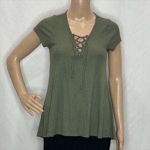 HOLLISTER OLIVE GREEN RIBBED LACE DOWN TOP